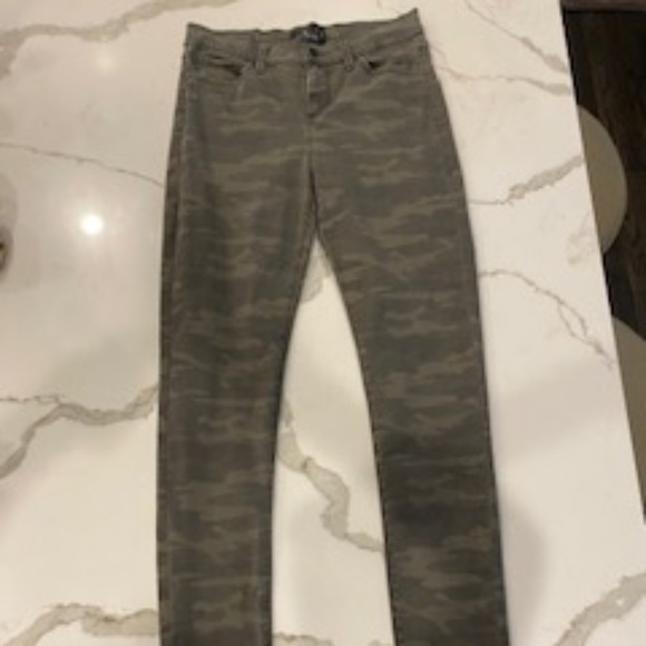 Lucky Brand Brooke Legging Jeans - Camo size 8/29 - Picture 2 of 6
